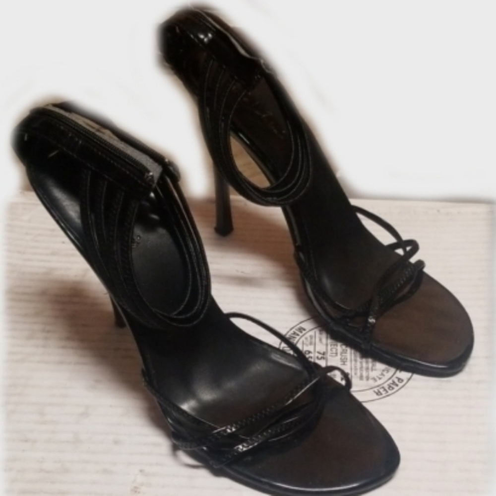 Michael Antonio high heals
